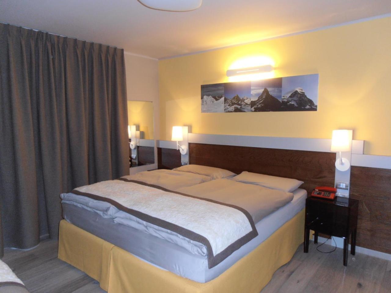 Hotel Lyskamm Breuil-Cervinia Exterior foto